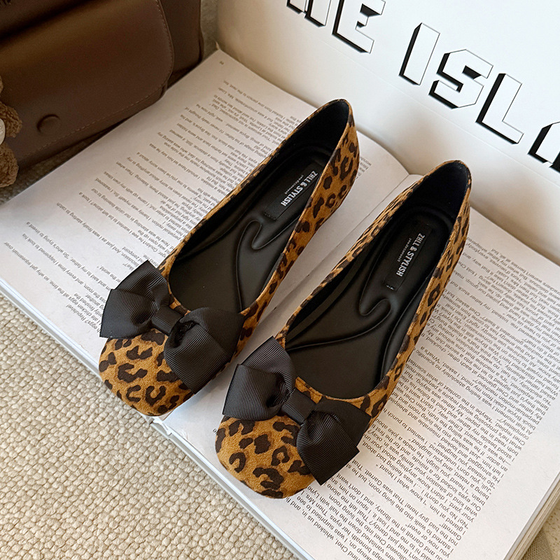 Разноцветные замшевые балетки  – обзор и цена Women Formal Wear Shoes